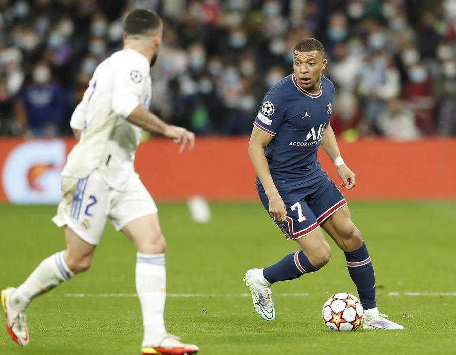 多特蒙德对战巴黎圣日耳曼